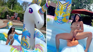 Sexy Brunette Plays With Her Pussy And Dildo In The Pool